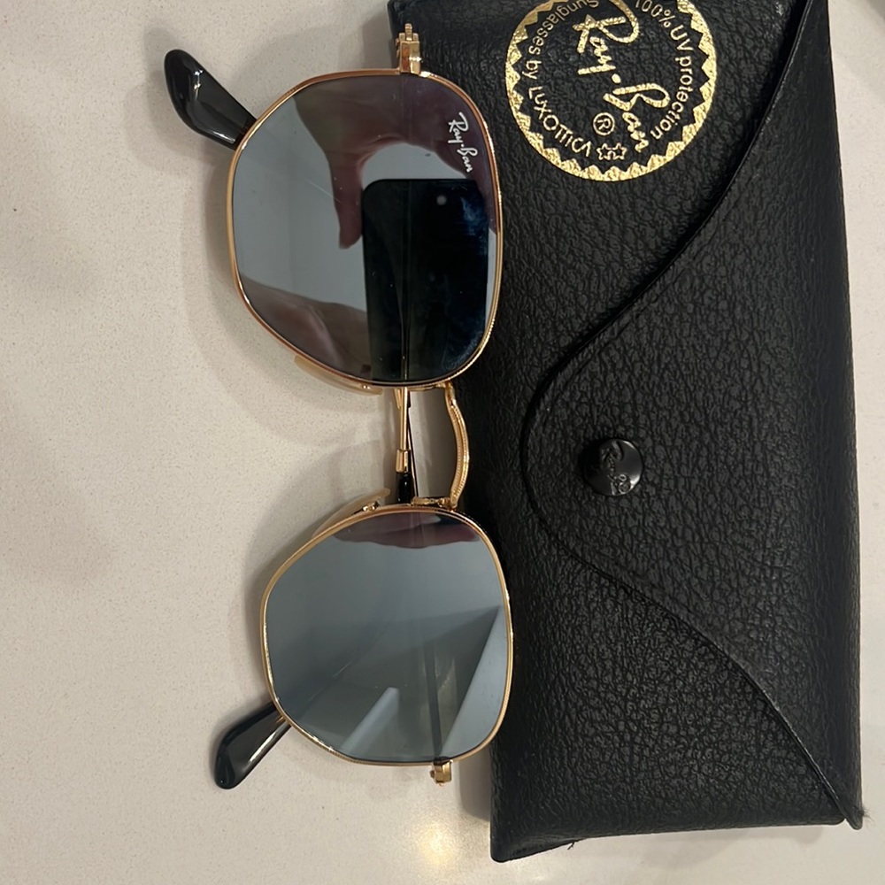 Ray Ban sunglasses never worn, metallic lenses, comes with original case